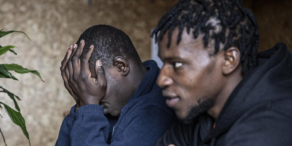 El Gobierno deja a su suerte a refugiados sin permiso de asilo