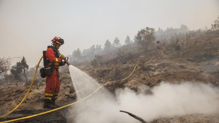 Mueren dos personas en el incendio de una masía en Gerona