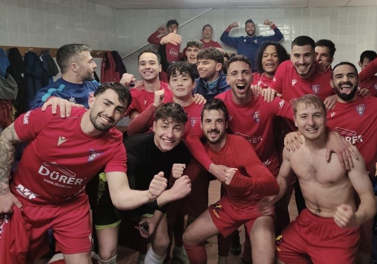 Victoria muy importante de La Roda CF en el 'Paco Simón' de Almansa por 1-2