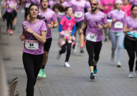 Pink Running en Córdoba: recogida de dorsales, recorrido y horarios de la 'marea rosa'