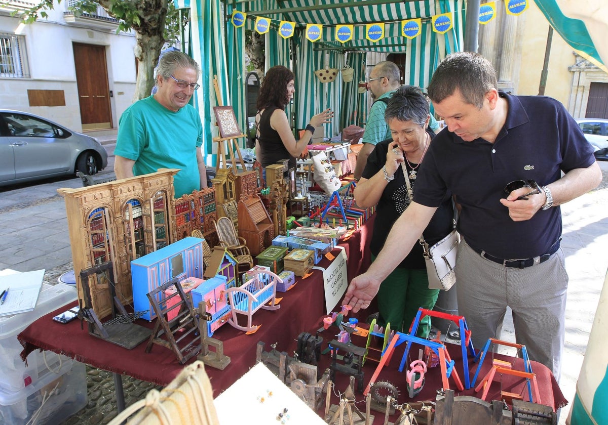 Mercado de artesanía en la plaza de San Agustín en 2014
