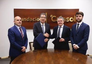 Fotografía y patrimonio, en las exposiciones de Cuaresma de Cajasol y la Agrupación de Cofradías