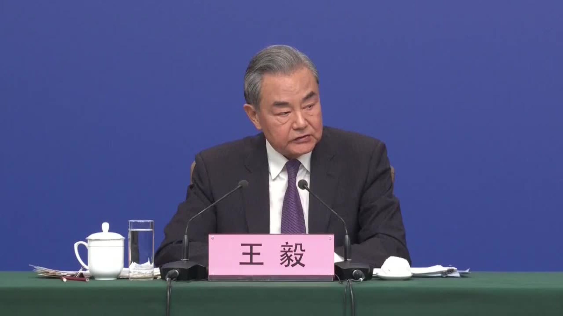 Canciller chino: &quot;Latinoamérica desea independencia y autonomía, no doctrina Monroe&quot;