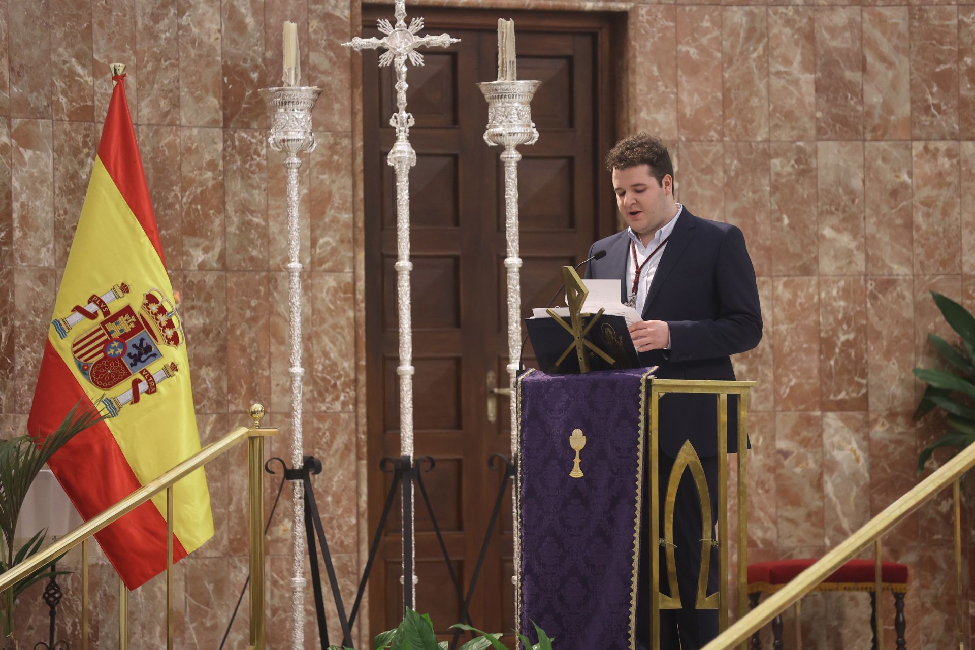 La bendición de la obra pictórica de Rafael Castejón para el Cristo de la Confianza de Córdoba, en imágenes