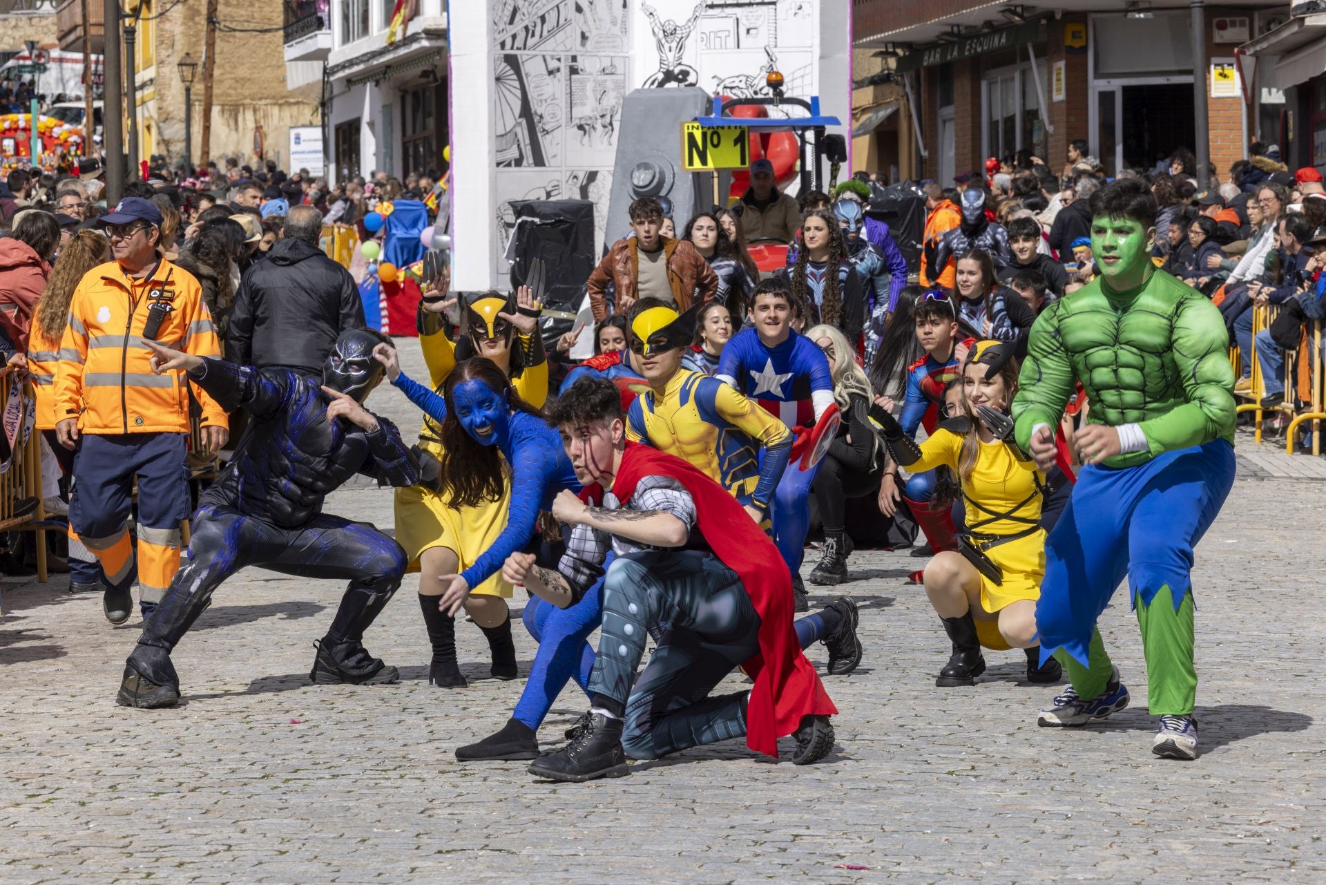 Carnaval de Cebreros: los disfraces se adueñan del Domingo de Piñata