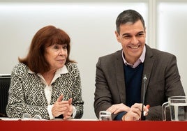 El PSOE se lanza en tromba contra Feijóo la semana que Sánchez le recibe