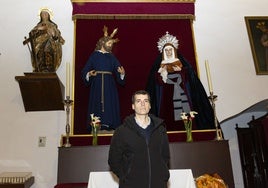 José Ignacio Aguilera, ante el Señor de la Salud y la Virgen de Regla