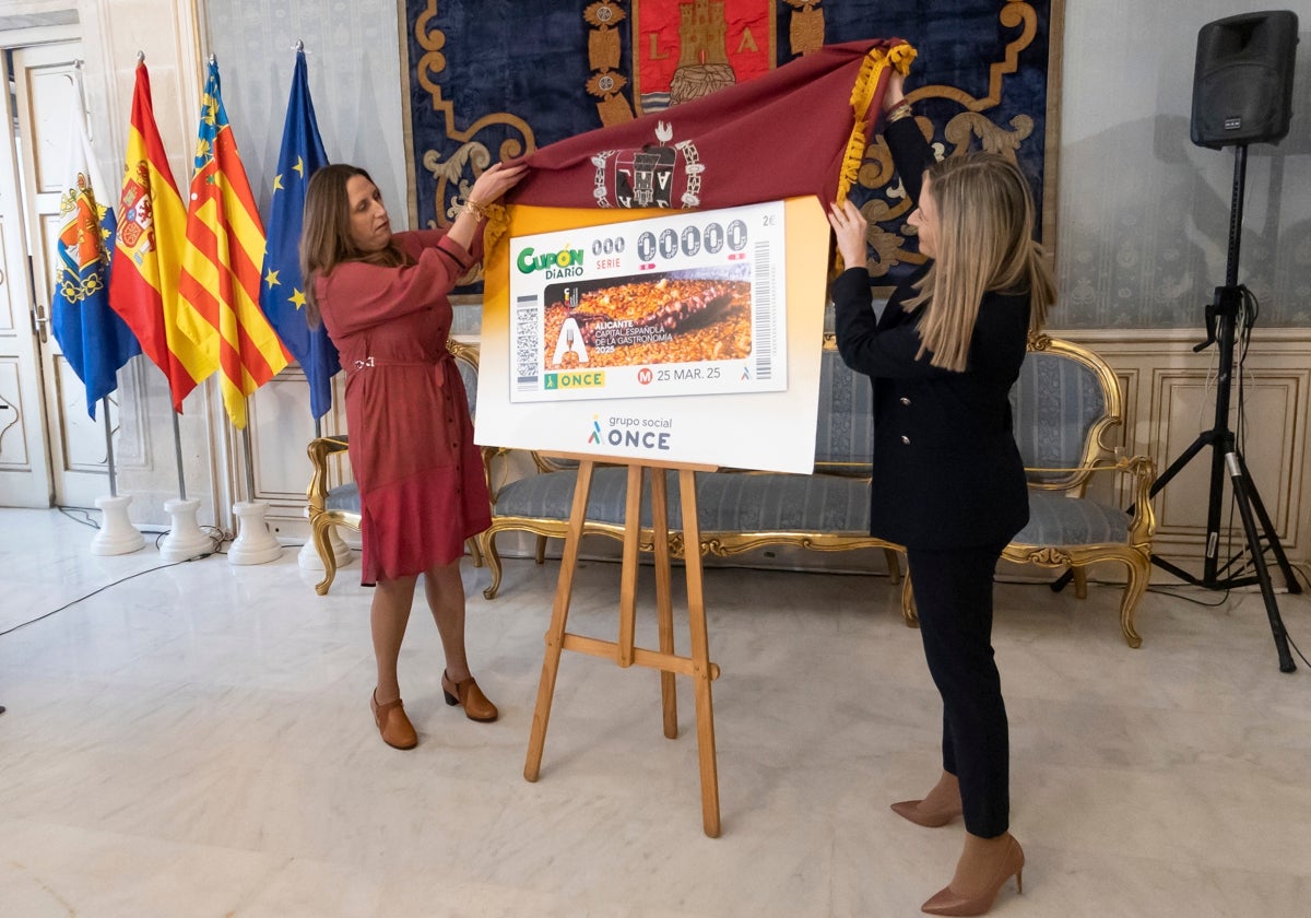 Imagen de la presentación del cupón de la ONCE conmemorativo de Alicante Capital Española de la Gastronomía 2025