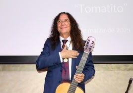 Tomatito, el genio de la guitarra flamenca, medalla de Oro de la Universidad de Almería