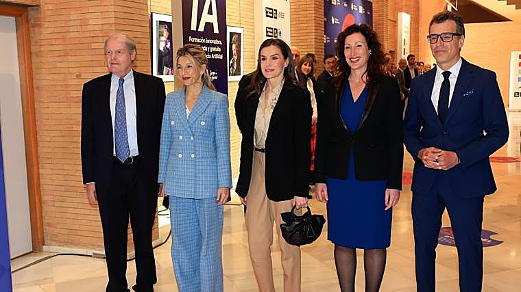 La Reina preside en Almería el acto de proclamación del Premio Princesa de Girona Arte 2025 que se otorga al arquitecto Manuel Bouzas