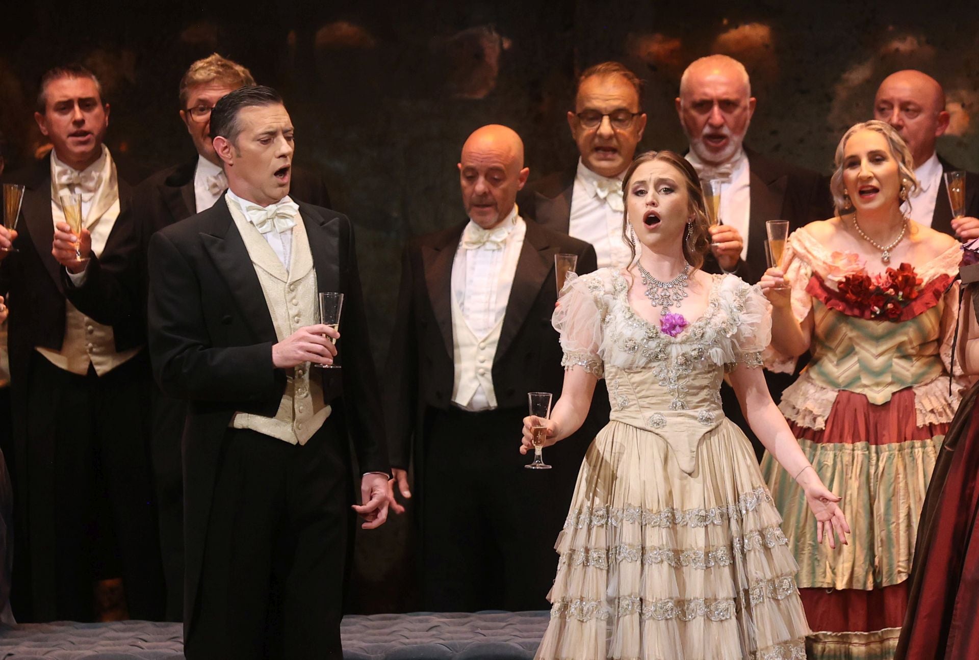 &#039;La Traviata&#039; lleva al Gran Teatro de Córdoba la ópera más clásica, en imágenes