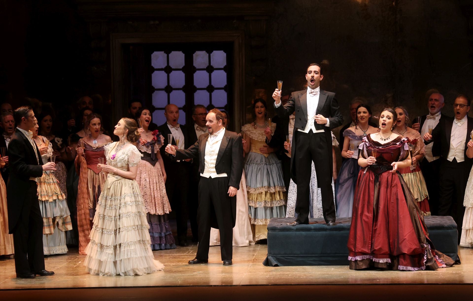 &#039;La Traviata&#039; lleva al Gran Teatro de Córdoba la ópera más clásica, en imágenes