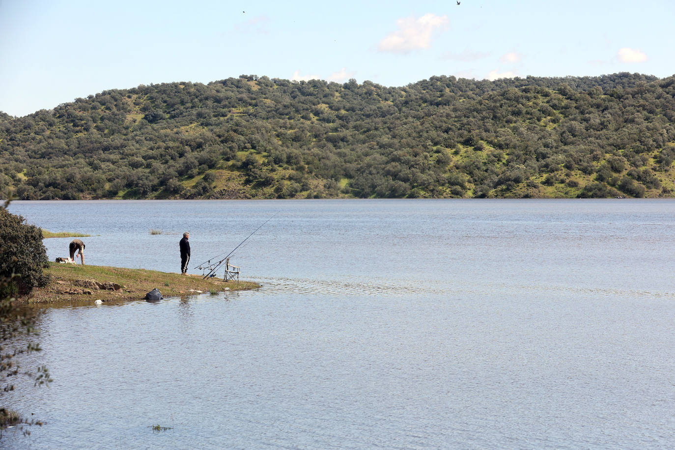 Los embalses de San Rafael de Navallana y Guadalmellato rozan el lleno absoluto, en imágenes