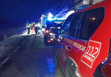 Mueren cuatro jóvenes madrileños de 21 años tras despeñarse su coche por una ladera en Cantabria