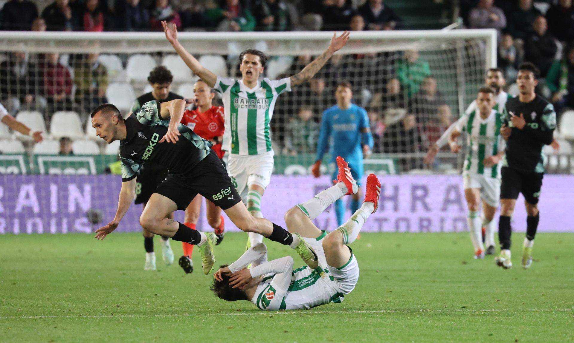 El empate del Córdoba CF ante el Sporting de Gijón, en imágenes