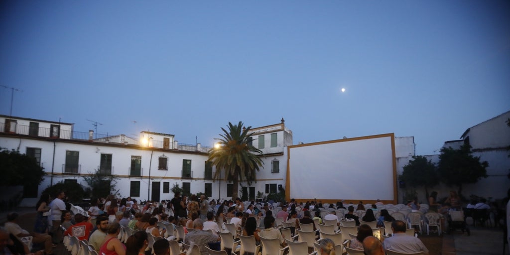 El Ayuntamiento de Córdoba arrienda el cine de verano del Coliseo San Andrés por casi 50.000 euros durante dos años