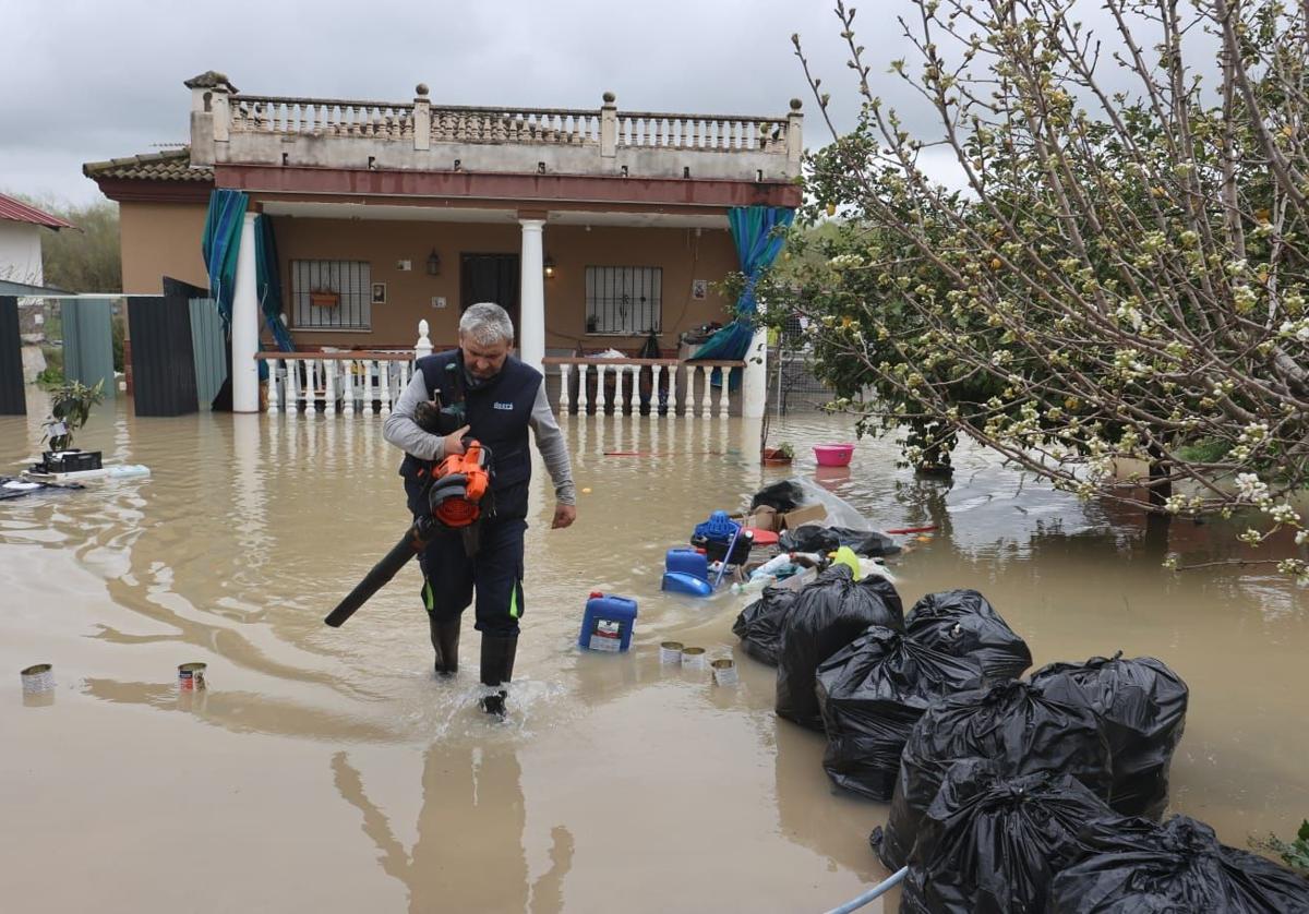 Vivienda inundada en Guadalvalle