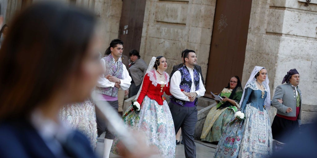 Ofrenda de las Fallas 2025: horarios, recorridos y orden de desfile del 17 de marzo en Valencia