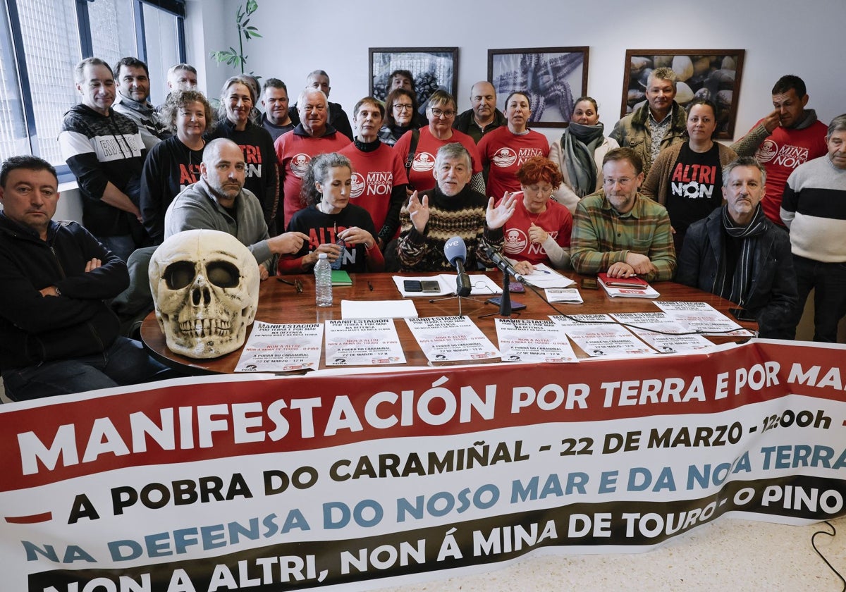 Varios colectivos este lunes en una rueda de prensa apoyando la manifestación del próximo sábado