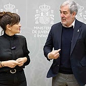 Clavijo ve una «magnífica noticia» el acuerdo para el reparto de menores y advierte a Mazón que «si incumple la ley tendrá que pagar»