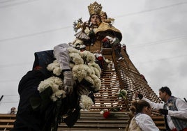 Ofrenda de las Fallas 2025: horarios, recorridos y orden de desfile del 18 de marzo en Valencia