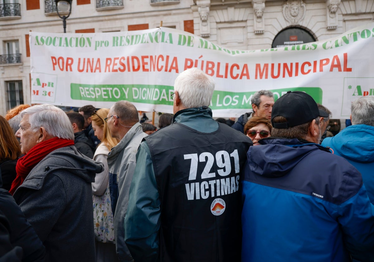 Concentración en Sol por la apertura de nuevas residencias de colaboración público-privada