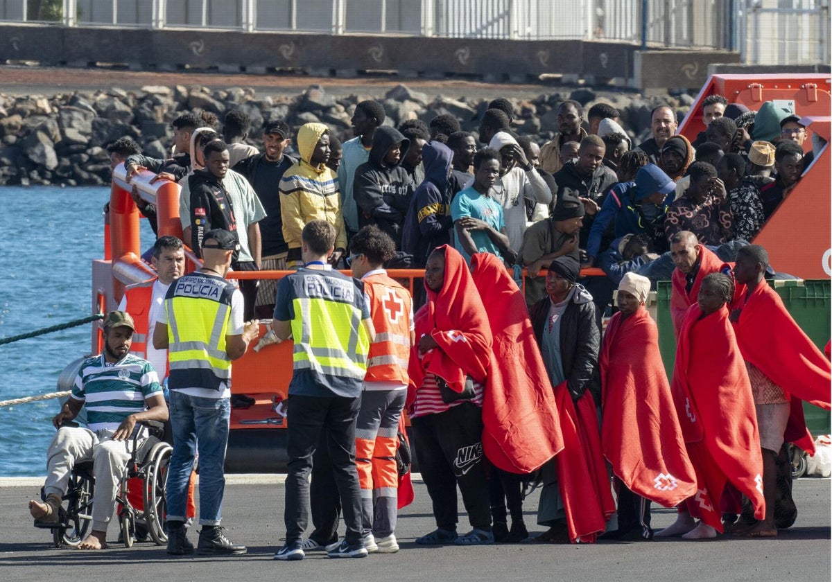 Llegada de inmigrantes a El Hierro, el pasado noviembre