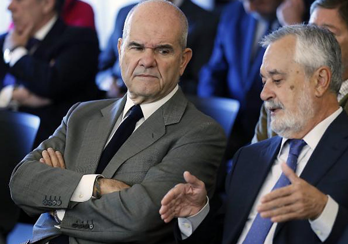 Manuel Chaves y José Antonio Griñan durante el juicio de los ERE