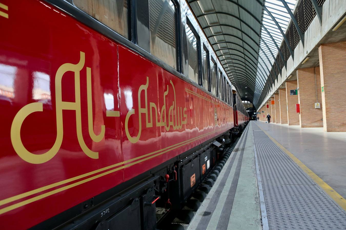 El tren Al Andalus en su presentación en Santa Justa