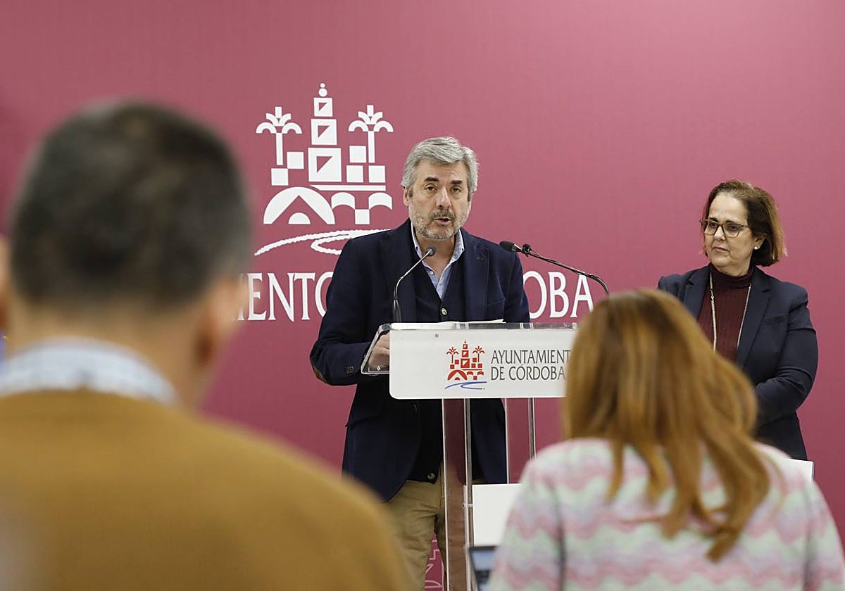 El portavoz del gobierno municipal, Miguel Ángel Torrico