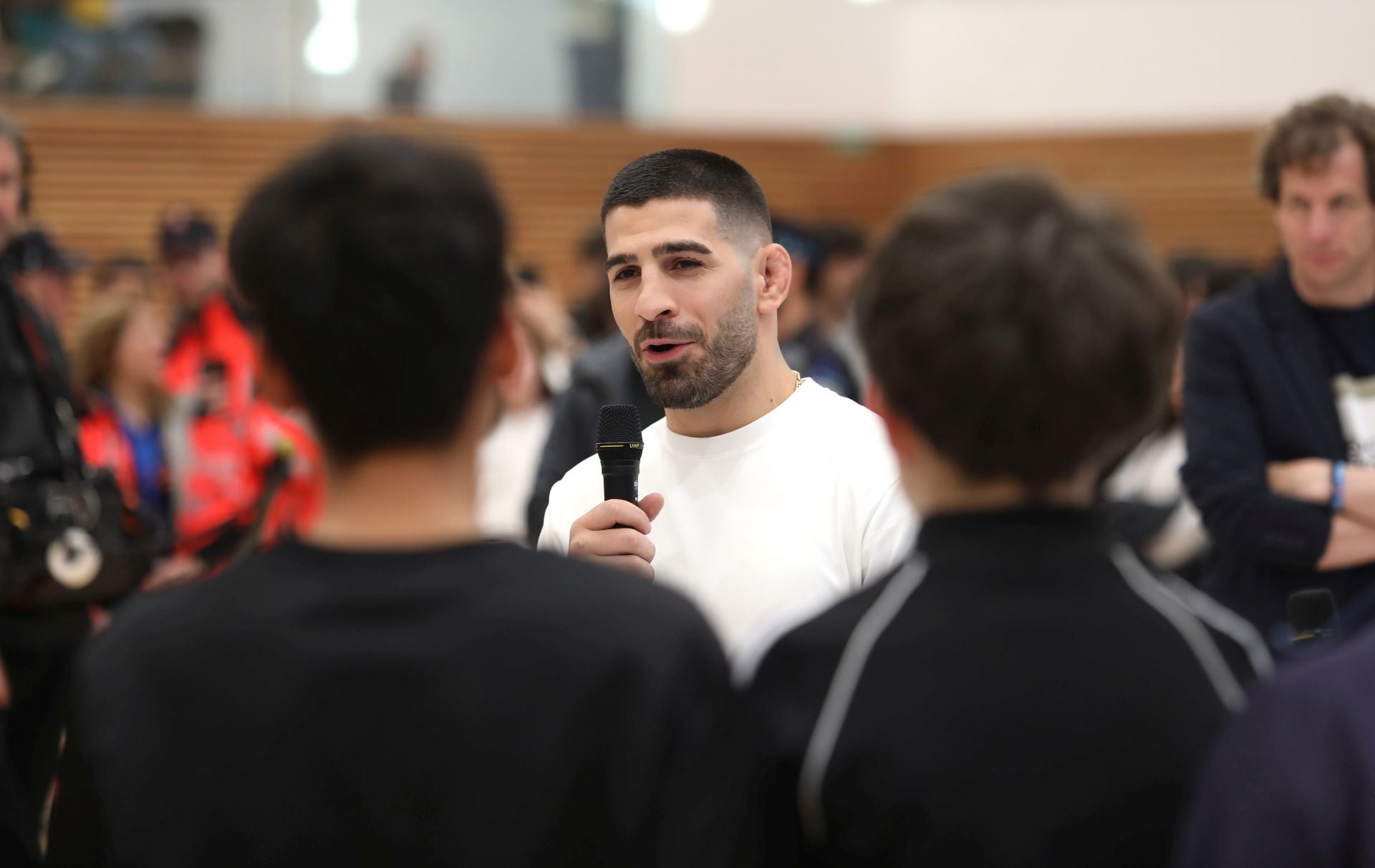 Las imágenes de la inolvidable visita de Ilia Topuria a Toledo