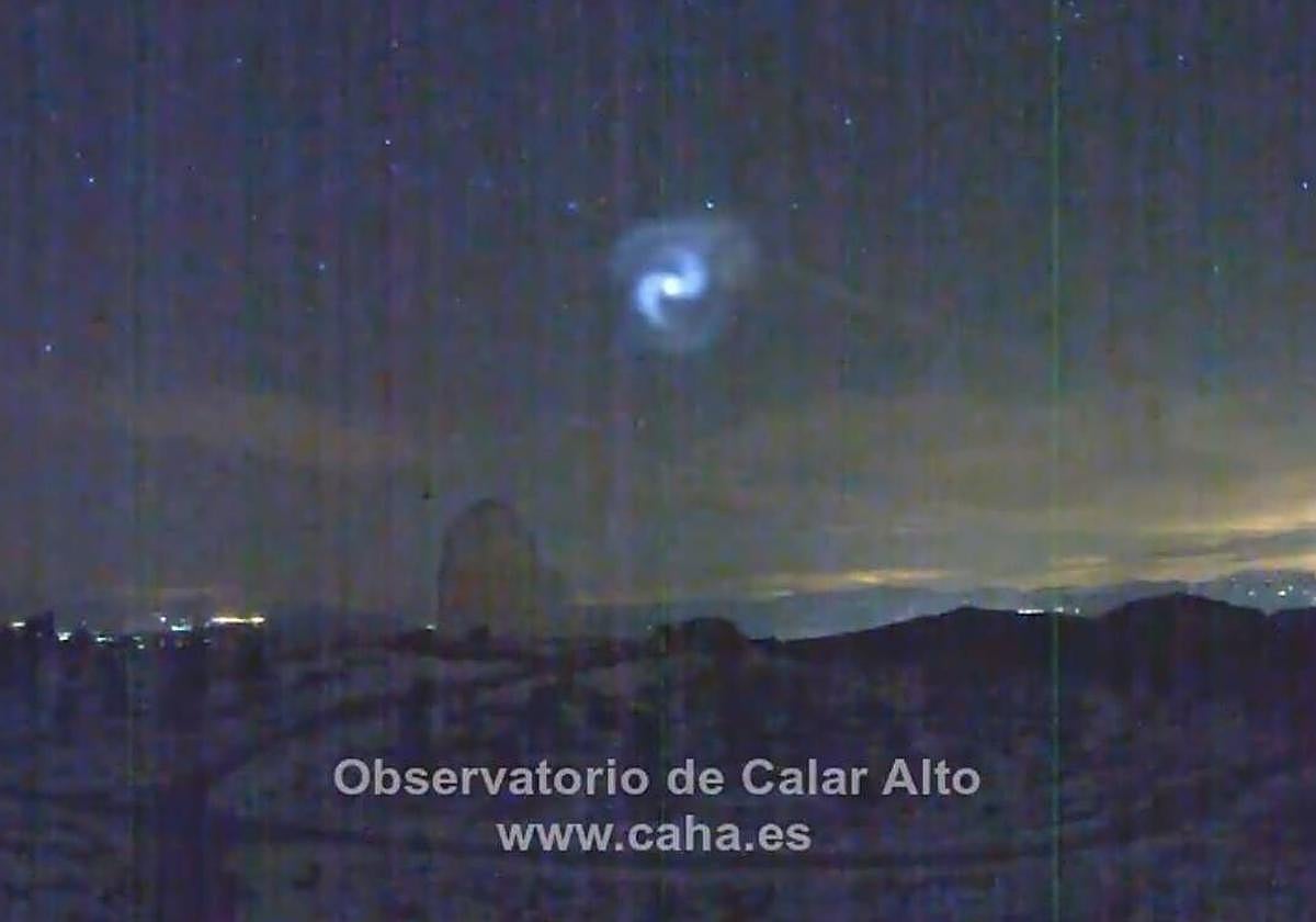 La espiral gigante azul ha podido verse desde el Observatorio Astronómico de Calar Alto