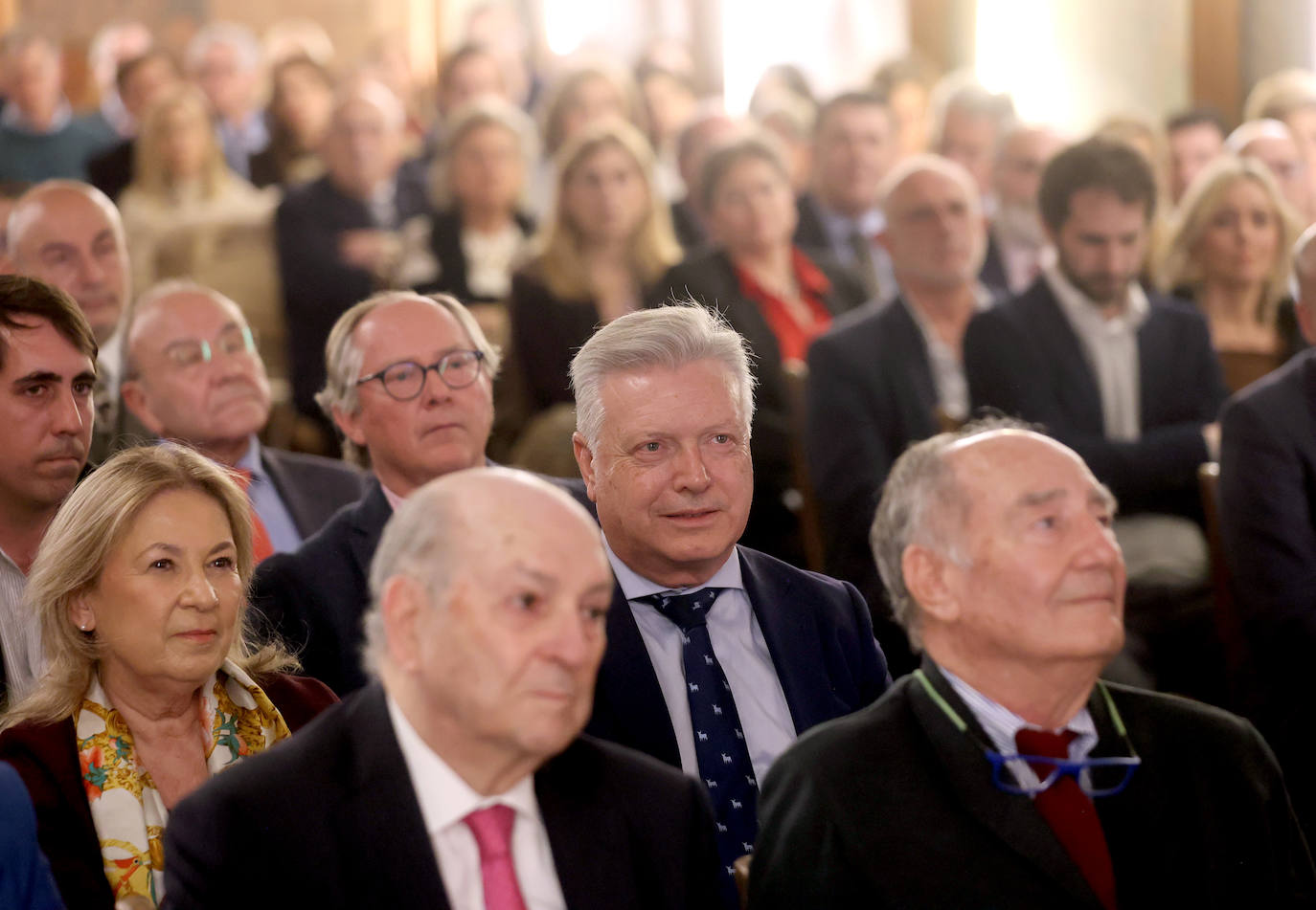 La emotiva entrega de la Veleta de Plata a Rafael Córdoba, de Pérez Barquero, en imágenes