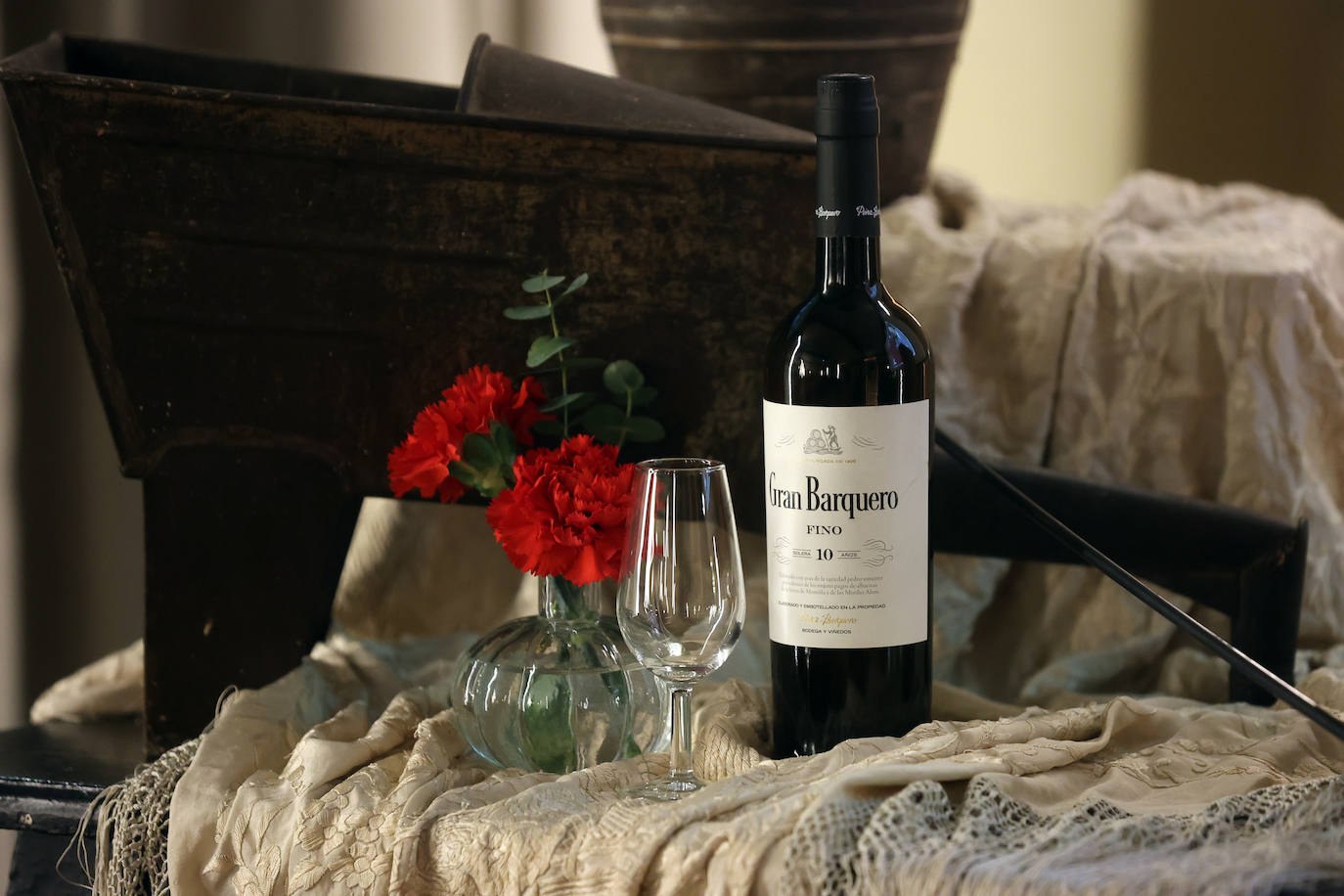 La emotiva entrega de la Veleta de Plata a Rafael Córdoba, de Pérez Barquero, en imágenes