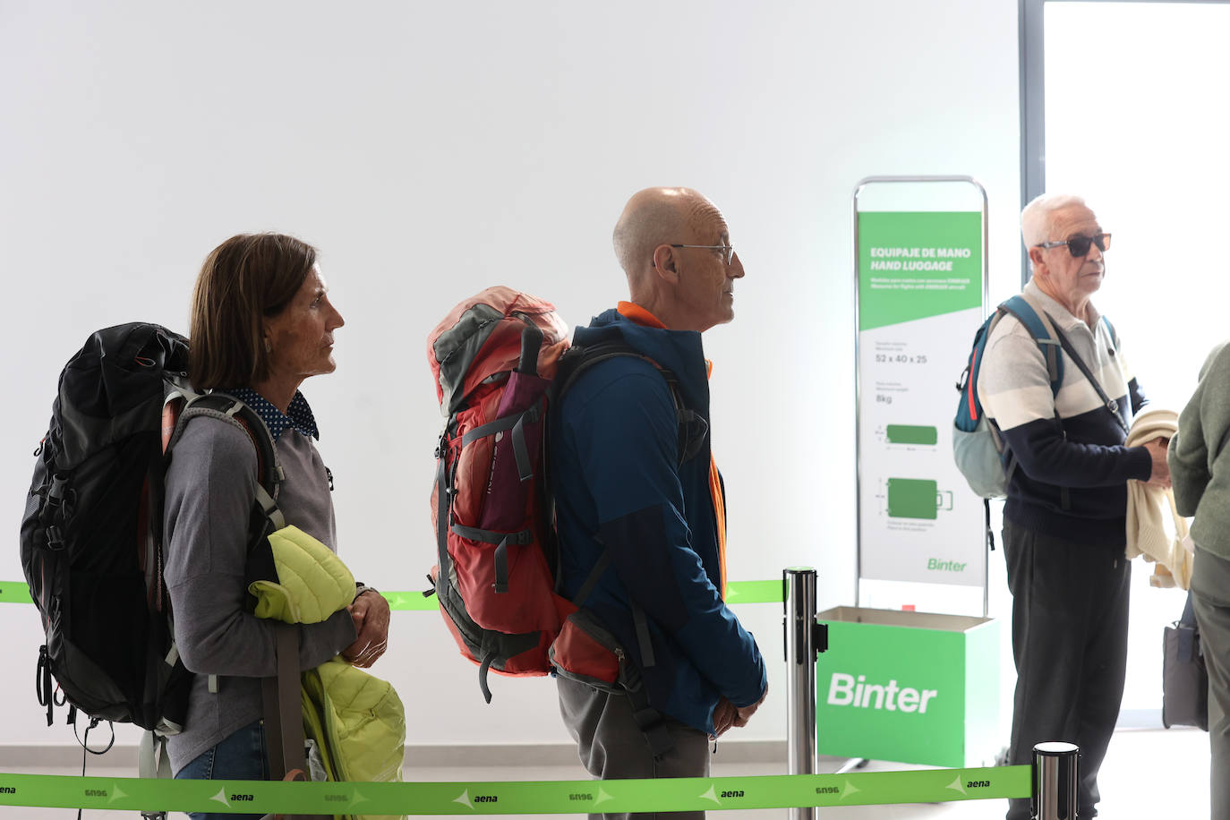 El primer vuelo de Binter entre Canarias y Córdoba, en imágenes