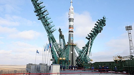 Tres españoles detenidos en la base espacial de Baikonur, en Kazajistán, que querían ver el transbordador soviético