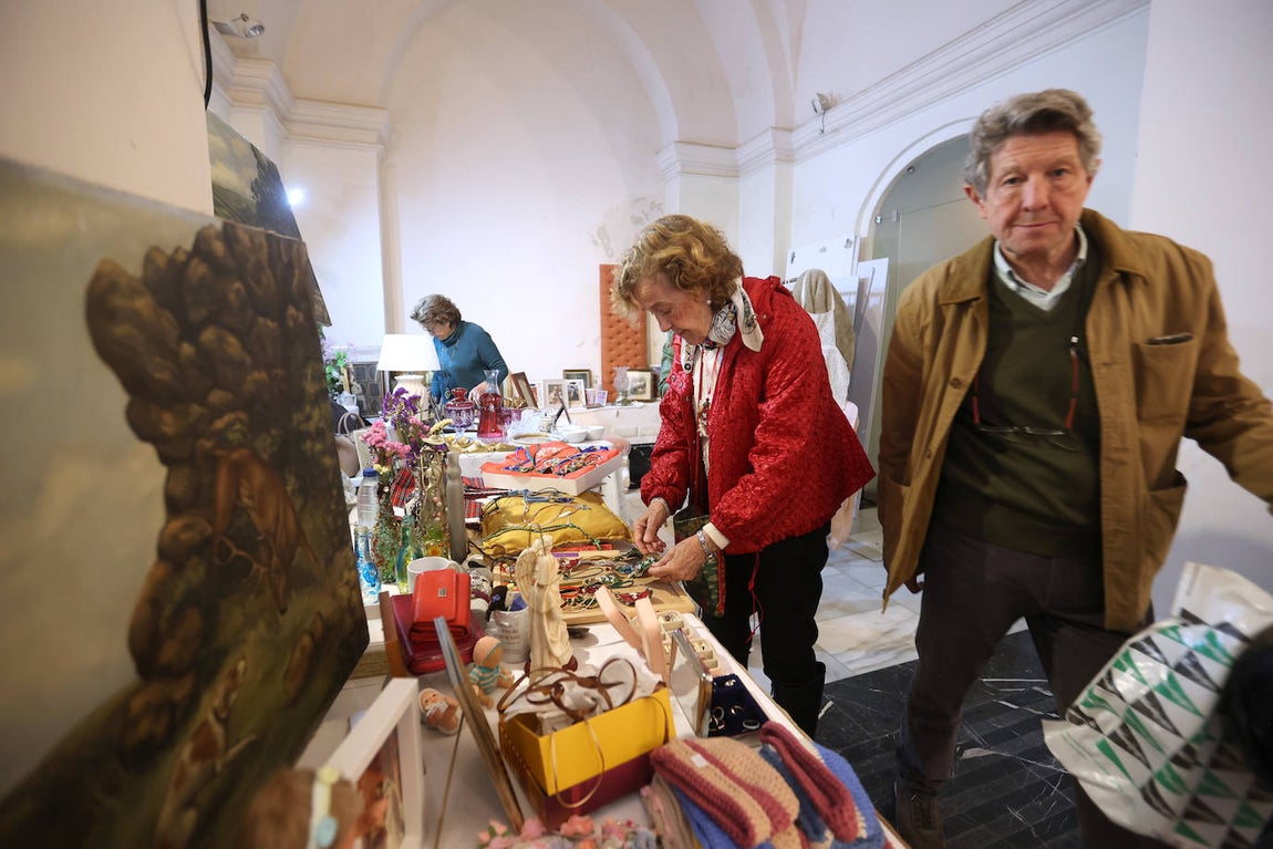 La inauguración del Baratillo de Adevida, en imágenes