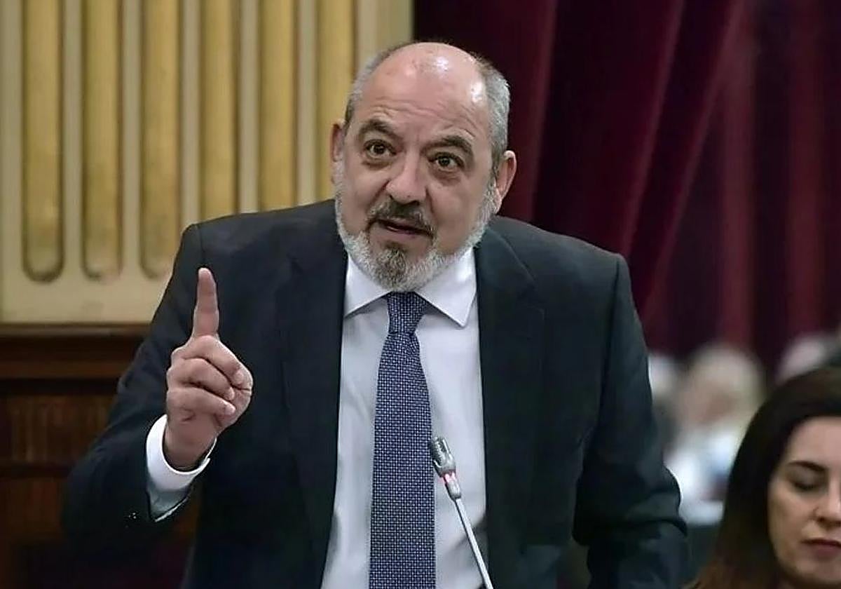 El diputado de Vox en el Parlament Sergio Rodríguez