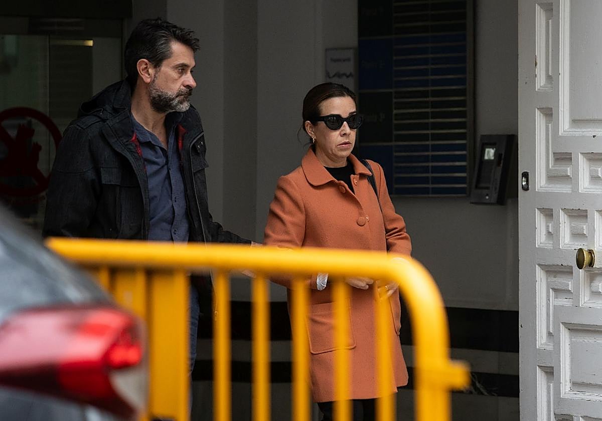 La empleada del laboratorio Pronalab, Aranzazu Granell, a su llegada al Tribunal Supremo