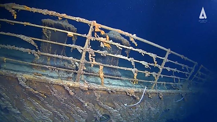 Los restos del Titanic se encuentran en el Océano Atlántico, a unos 600 kilómetros de la isla canadiense de Terracota