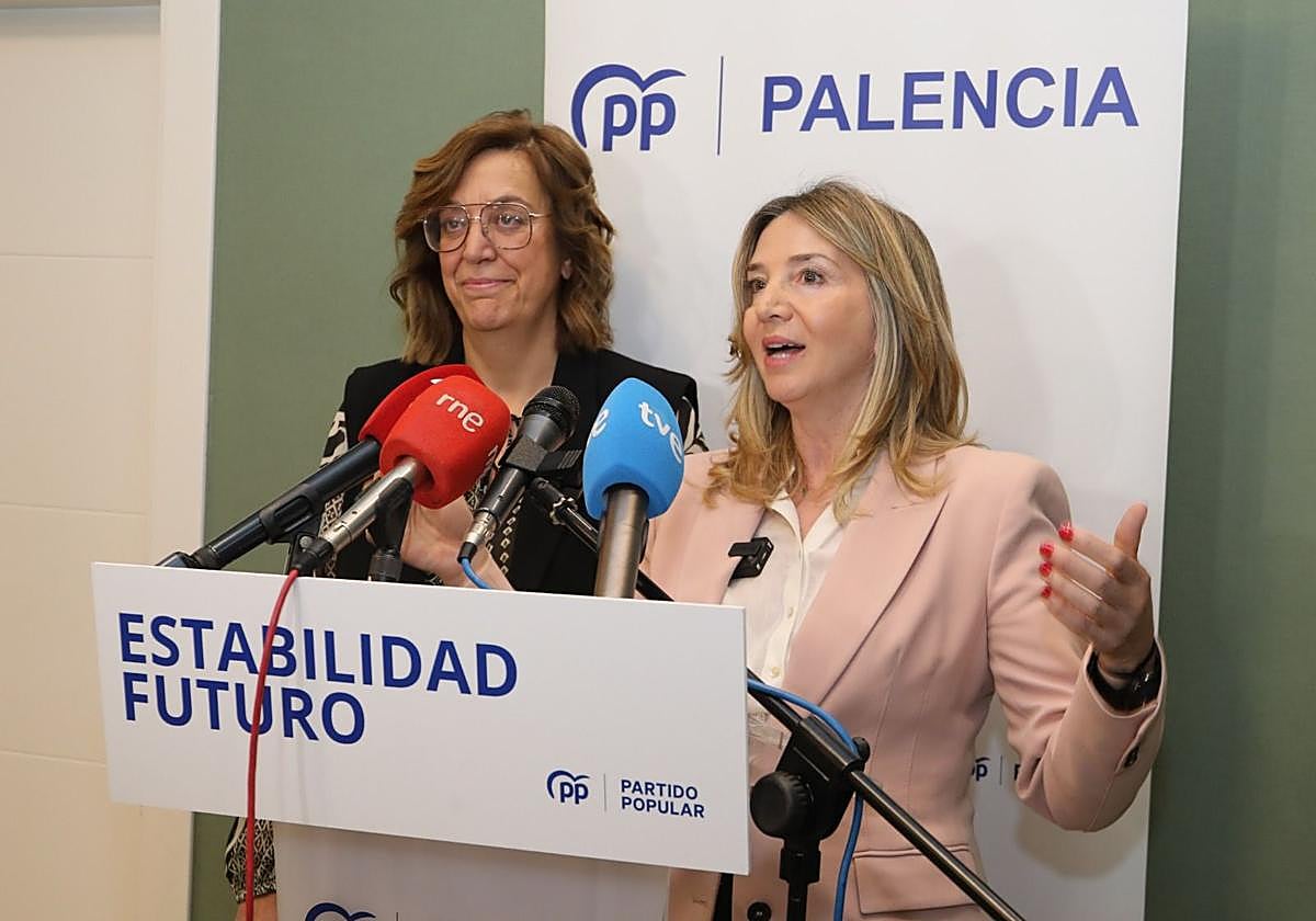 La portavoz del Grupo Popular en el Senado, Alicia García, junto a la presidenta del PP de Palencia y de la Diputación