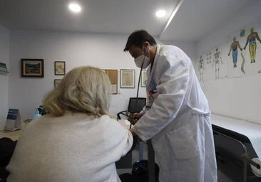 Sanidad y las regiones del PP se enzarzan por el número de plazas de atención primaria