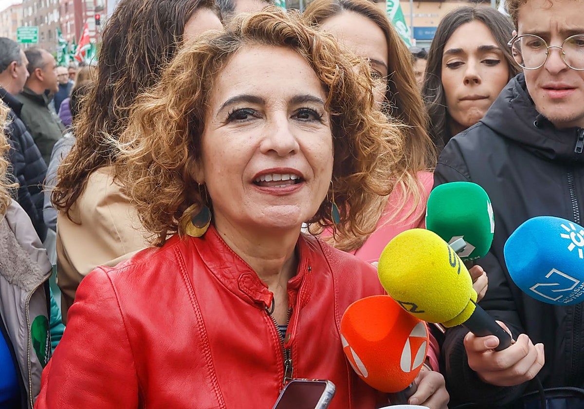 La vicepresidenta y ministra de Hacienda, María Jesús Montero, esta mañana, en Sevilla