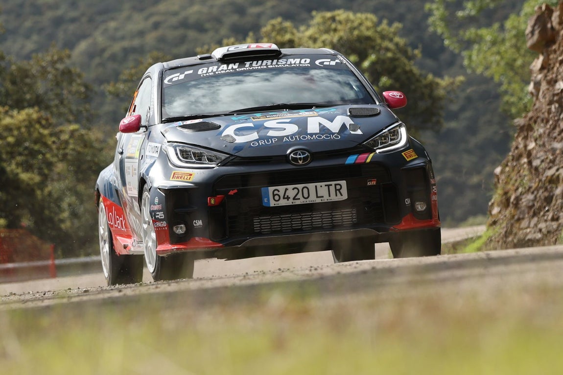 El trepidante Rally en su recorrido por Sierra Morena de Córdoba, en imágenes