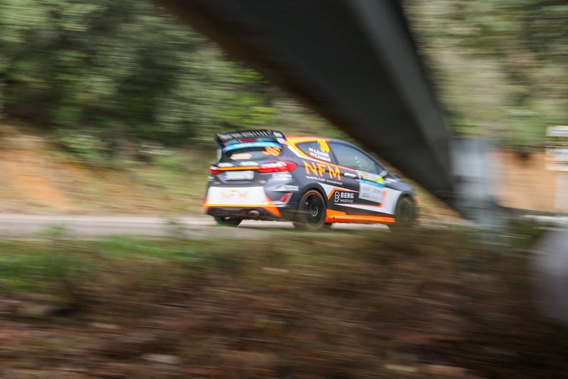 El trepidante Rally en su recorrido por Sierra Morena de Córdoba, en imágenes