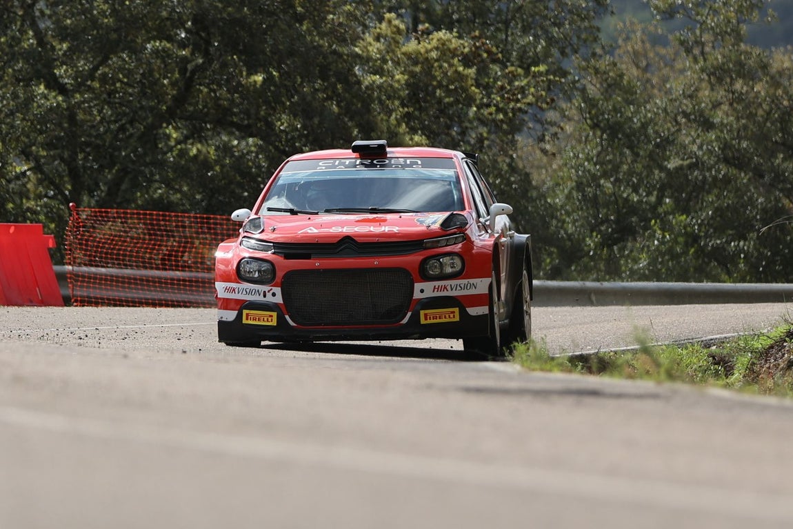 El trepidante Rally en su recorrido por Sierra Morena de Córdoba, en imágenes