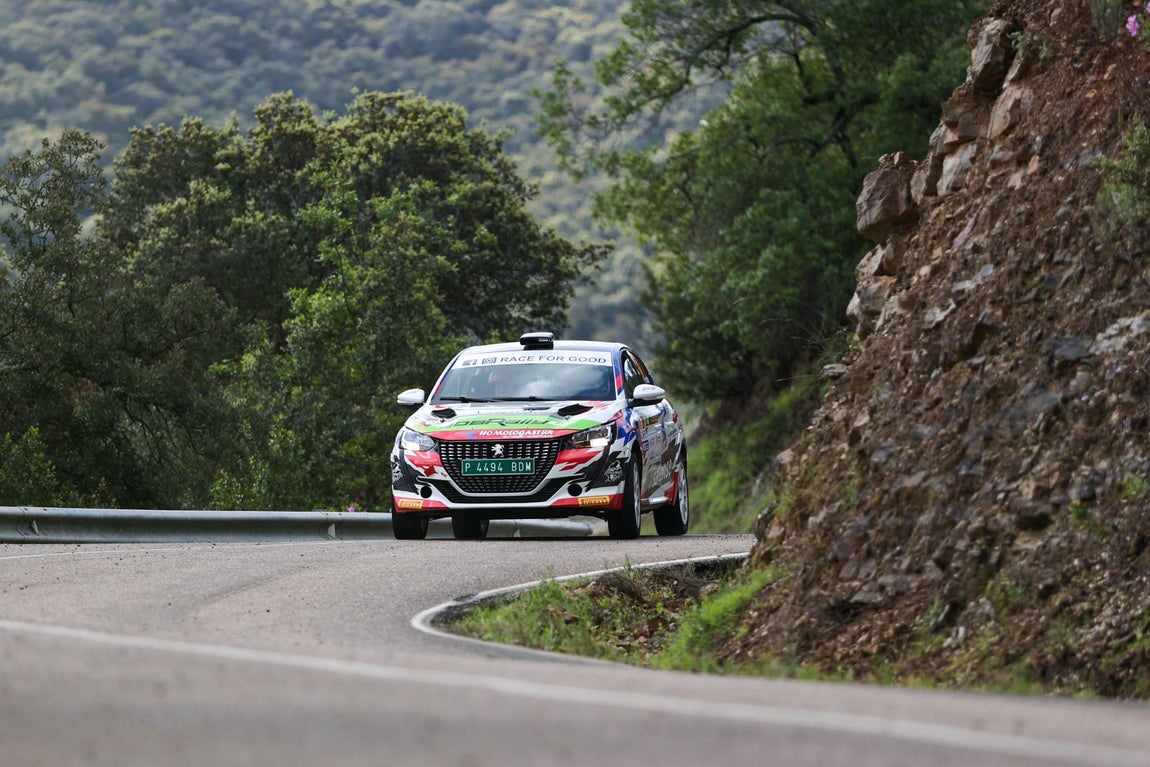 El trepidante Rally en su recorrido por Sierra Morena de Córdoba, en imágenes