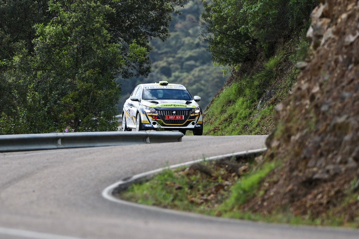 El trepidante Rally en su recorrido por Sierra Morena de Córdoba, en imágenes