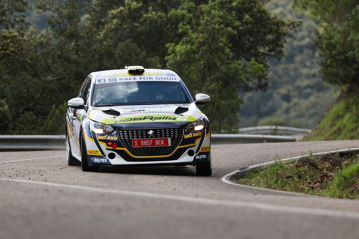 El trepidante Rally en su recorrido por Sierra Morena de Córdoba, en imágenes