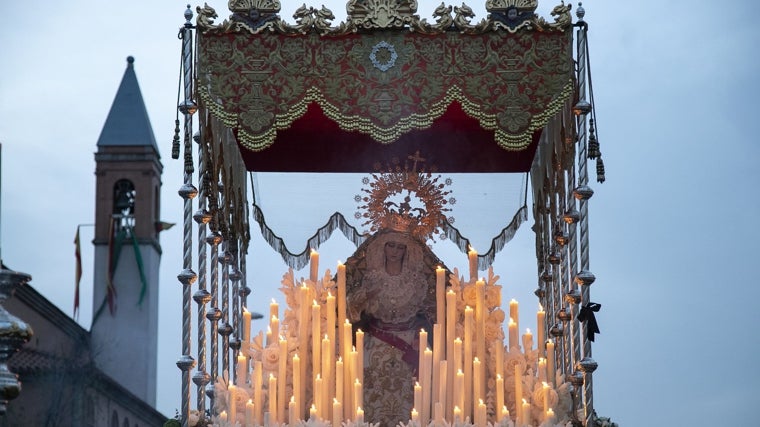 La Virgen de la O, en su paso de palio